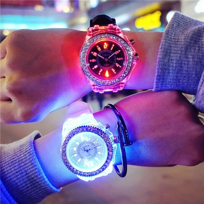 Reloj Futurista Iluminado LED de Lujo con Cristales Brillantes para Mujer y Hombre