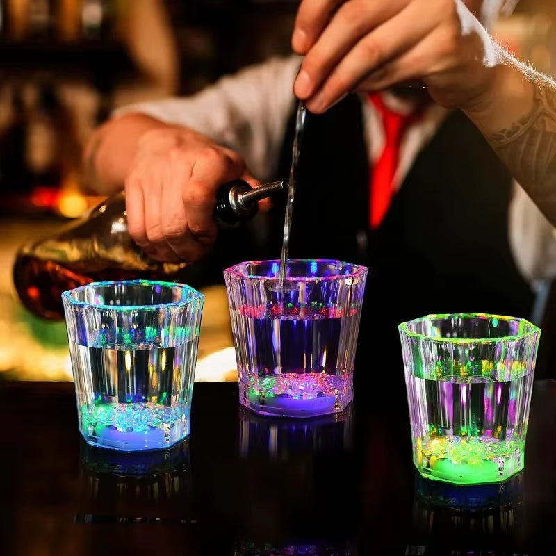 6/12/24Pcs Vasos Tequileros LED Iluminados para Shots – Vasos Flash para Fiestas y Eventos 🎉💡